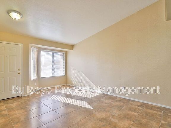 5th image of 21003 S 194th St