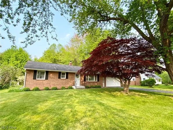 758 Cricket Ave, Conneaut, OH 44030