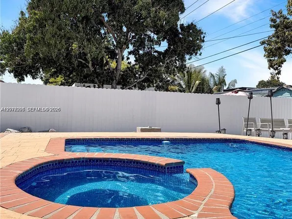 233 W 39th Pl #0, Hialeah, FL 33012