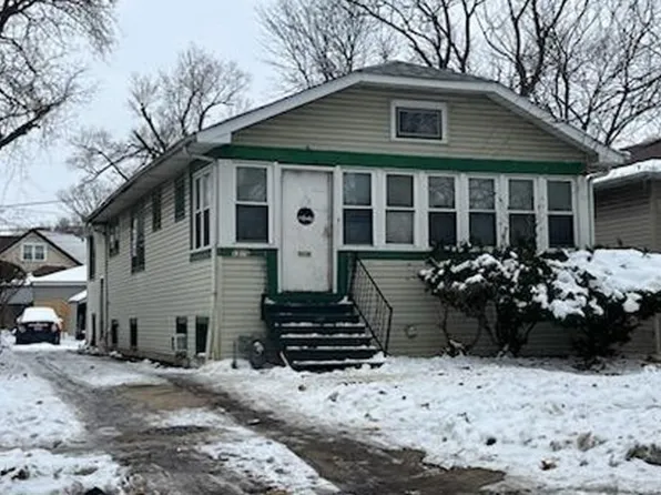 1916 S 17th Ave, Maywood, IL 60153