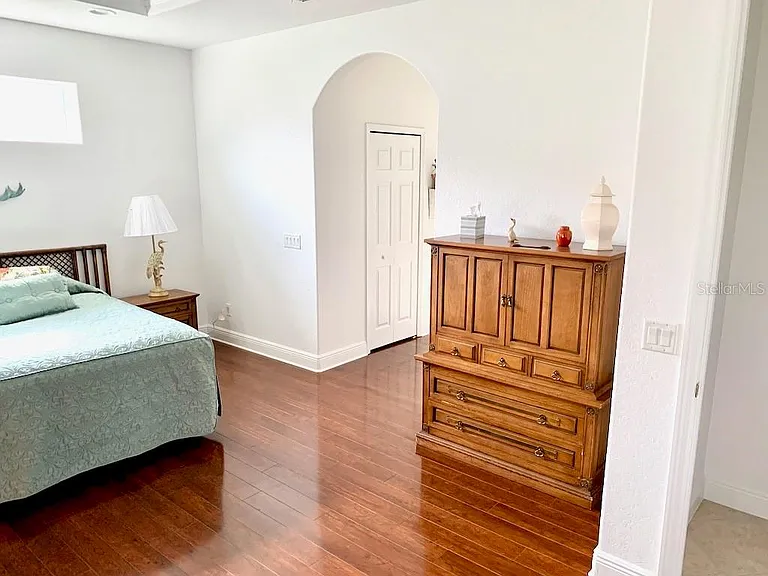 24312 Westgate Blvd — Photo 21
