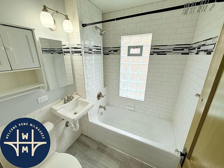 2054 S 72nd St — Photo 11