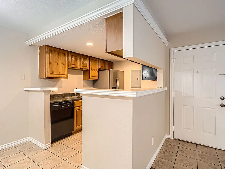 18043 E Ohio Ave #103 — Photo 13