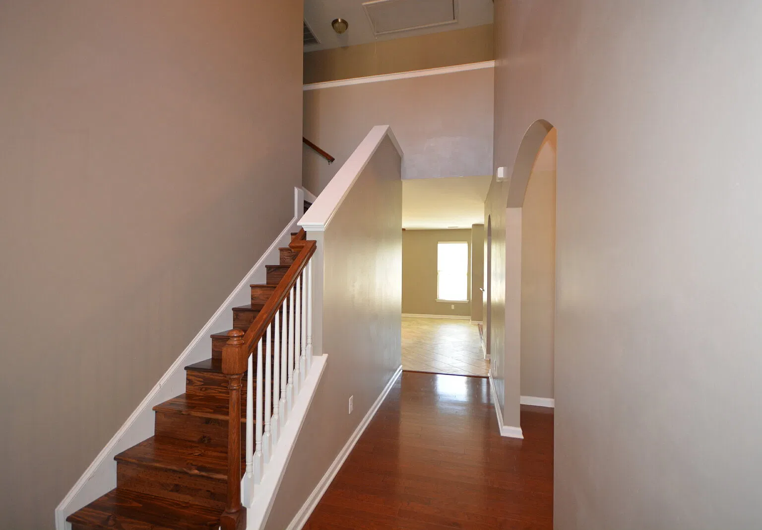 5 bed, 3.0 bath, 2598 sqft, $2,800 — Photo 3