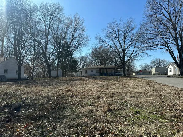 209 Main Street #South, Greenfield, MO 65661