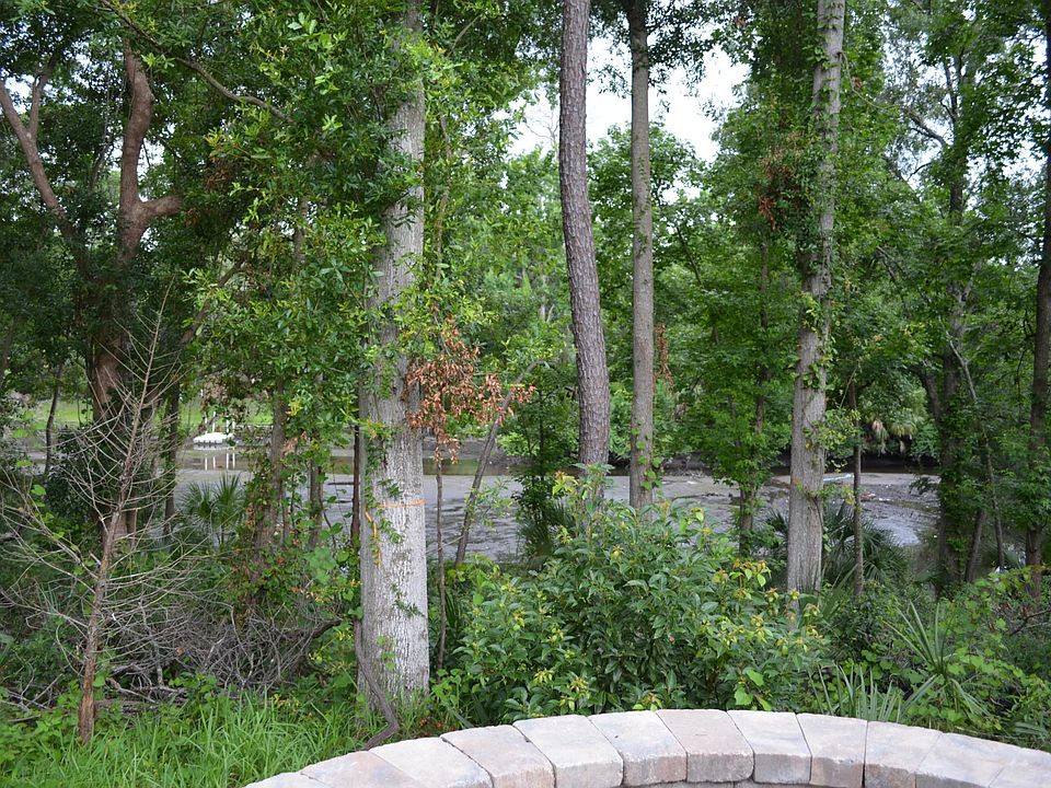 1st image of 754 Arlington River Dr