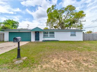 936 Derbyshire Rd, Daytona Beach, FL 32117