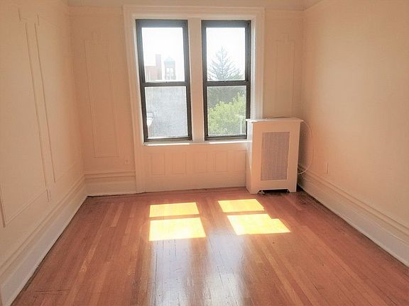 4th image of 4314 28th Ave APT 20