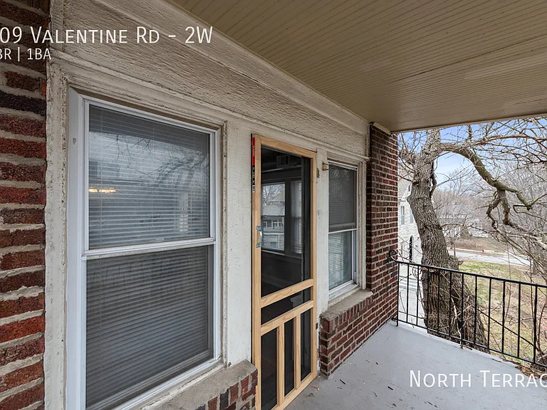 509 Valentine Rd #2W — Photo 14