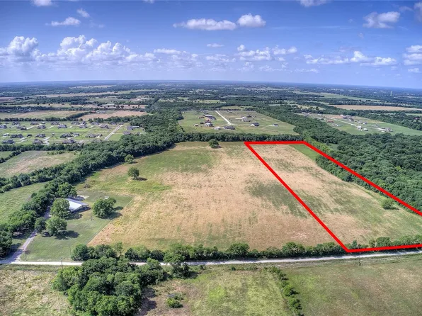 1310 E County Road 4935, Trenton, TX 75490