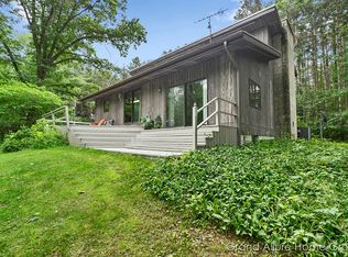 5855 NW Miles Rd, Stanton, MI 48888