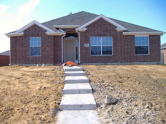 1st image of 324 Welch Dr