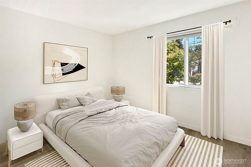 5th image of 9255 Greenwood Avenue N #27