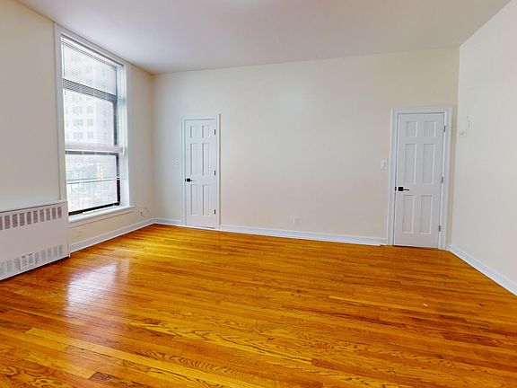 3rd image of 246 E 45th St APT 2M