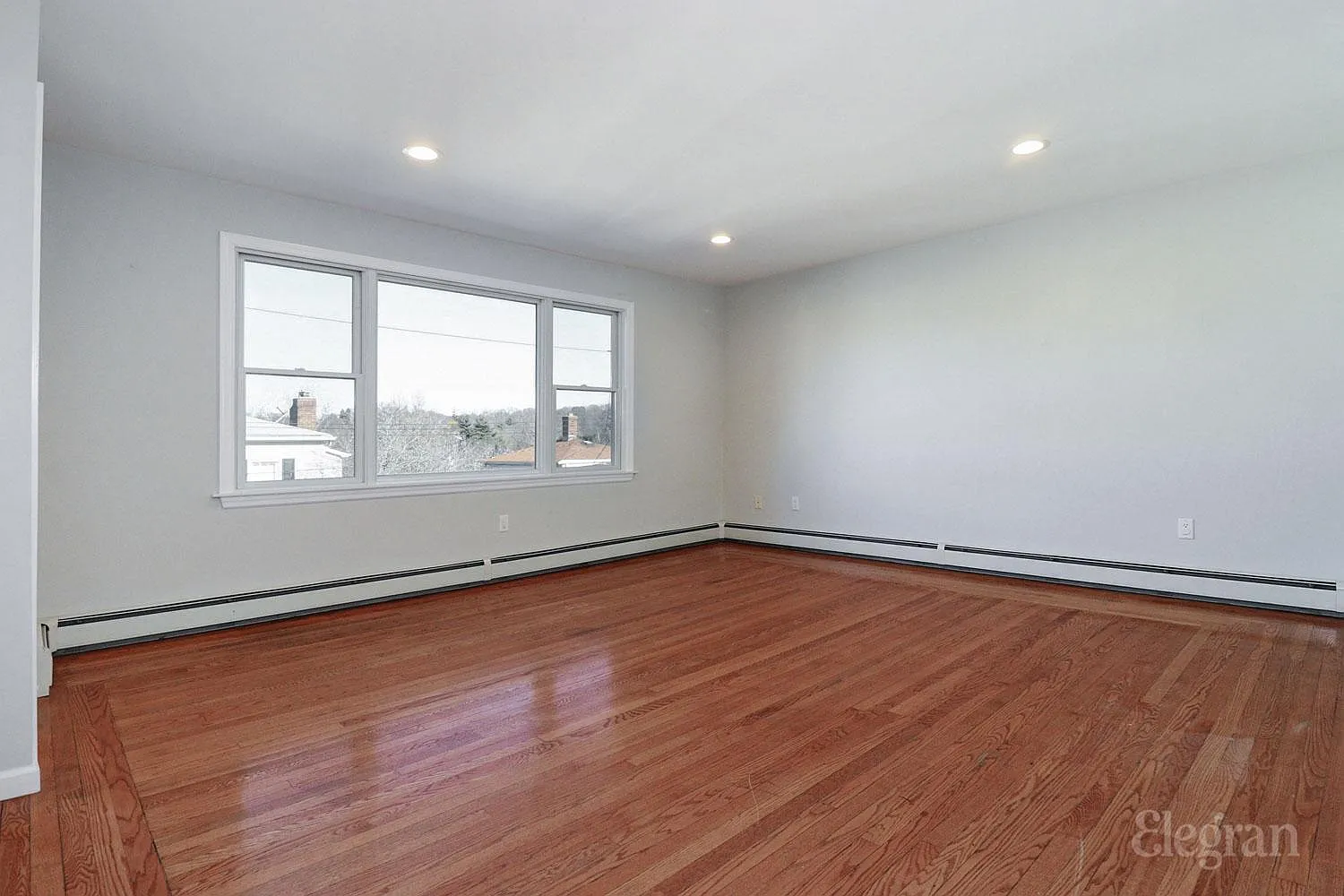 36 Devoe St — Photo 4