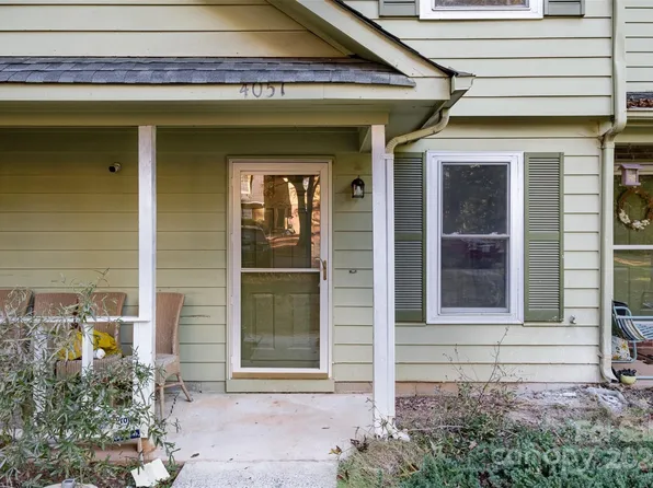 4051 Briarhill Dr, Charlotte, NC 28215