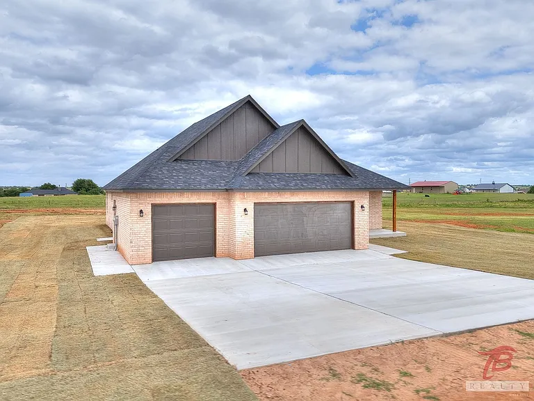 1321 Chisholm Trail Ln — Photo 41