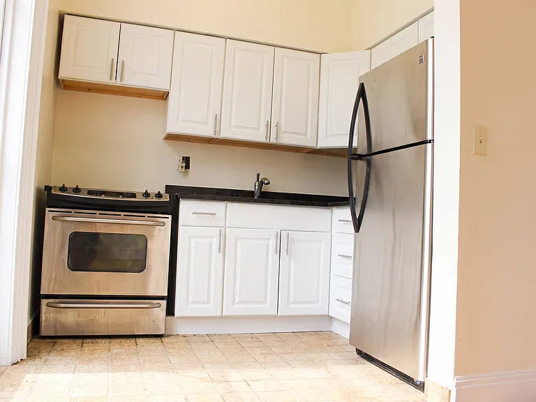 Kitchen with Quartz countertops