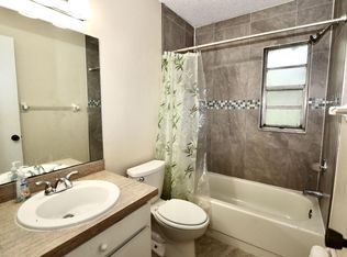 3323 Dellefield St, New Port Richey, FL 34655