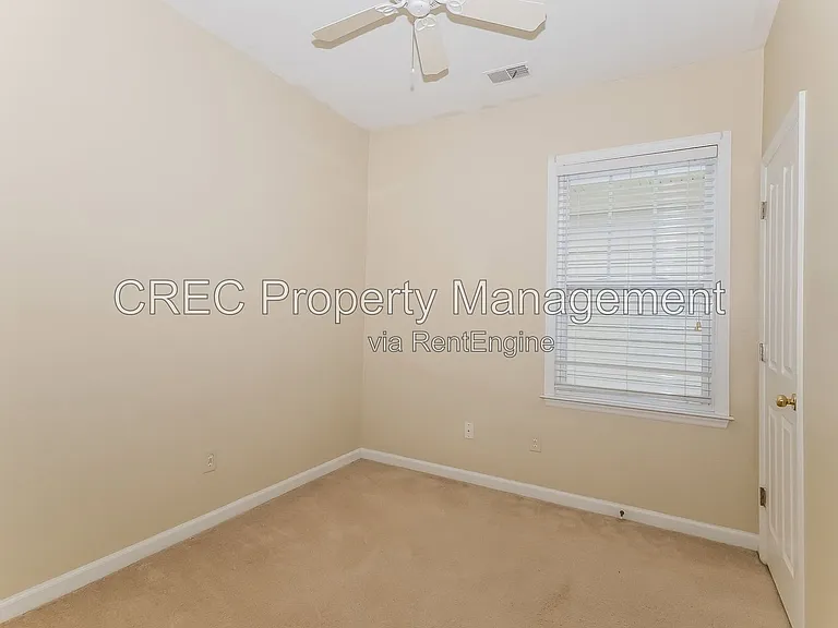 105 Barberry St — Photo 11