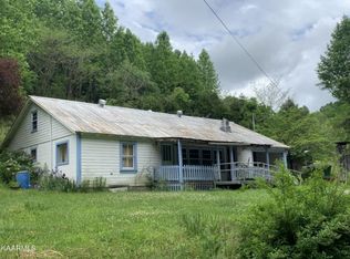 401 Mullins Branch Rd, Mooresburg, TN 37811