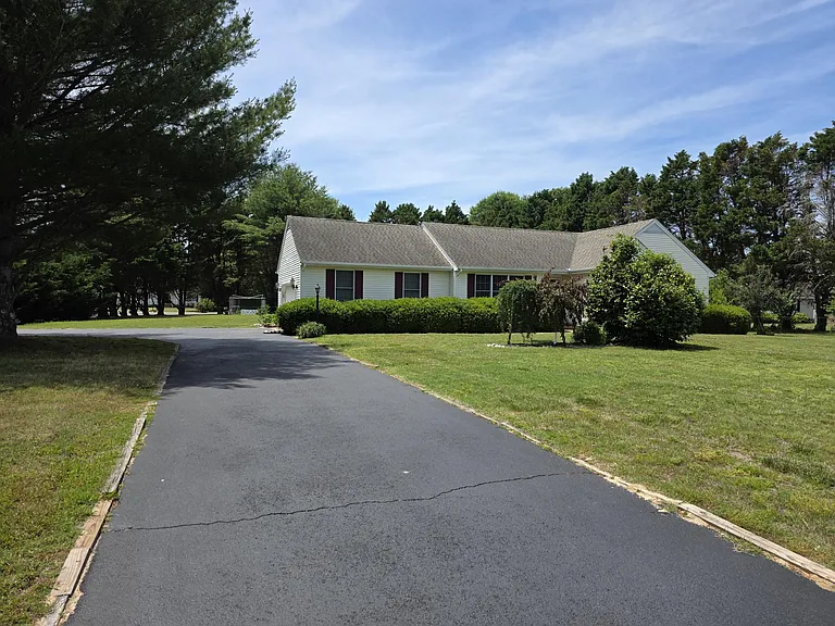 6300 White Cove Dr — Photo 13