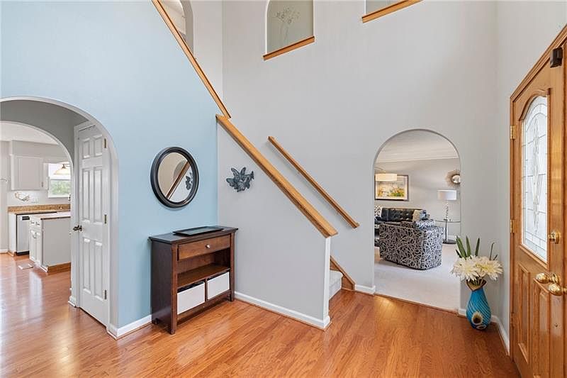 121 Shady Oak Dr, Cranberry Township, PA 16066 Zillow