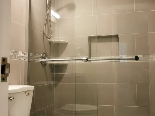 122 Elizabeth Street image 6 of 12