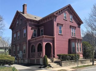 90 S Angell St APT 3, Providence, RI 02906
