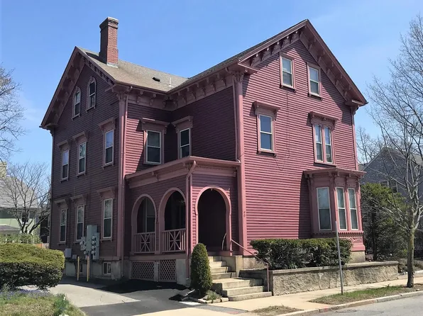 90 S Angell St APT 3, Providence, RI 02906