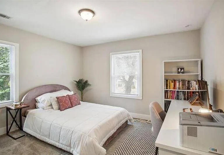 1384 Lanvale Dr SW — Photo 13