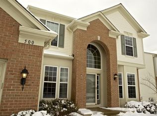 500 Tuscany Dr, Algonquin, IL 60102