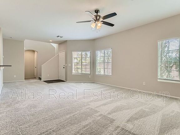 5th image of 9507 Vega Carpio Ave