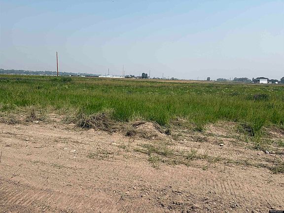 3rd image of 1050 Rein Rd
