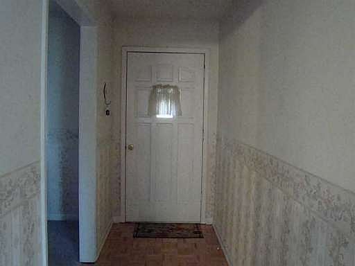3rd image of 337 Princess Ave