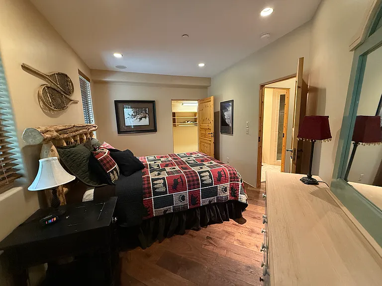 520 Two Cabins Dr — Photo 54