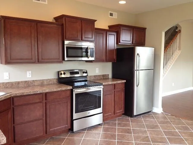 3305 Sweet Clover Ln — Photo 17