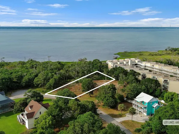 112 Sandpiper Lane, Indian Beach, NC 28512