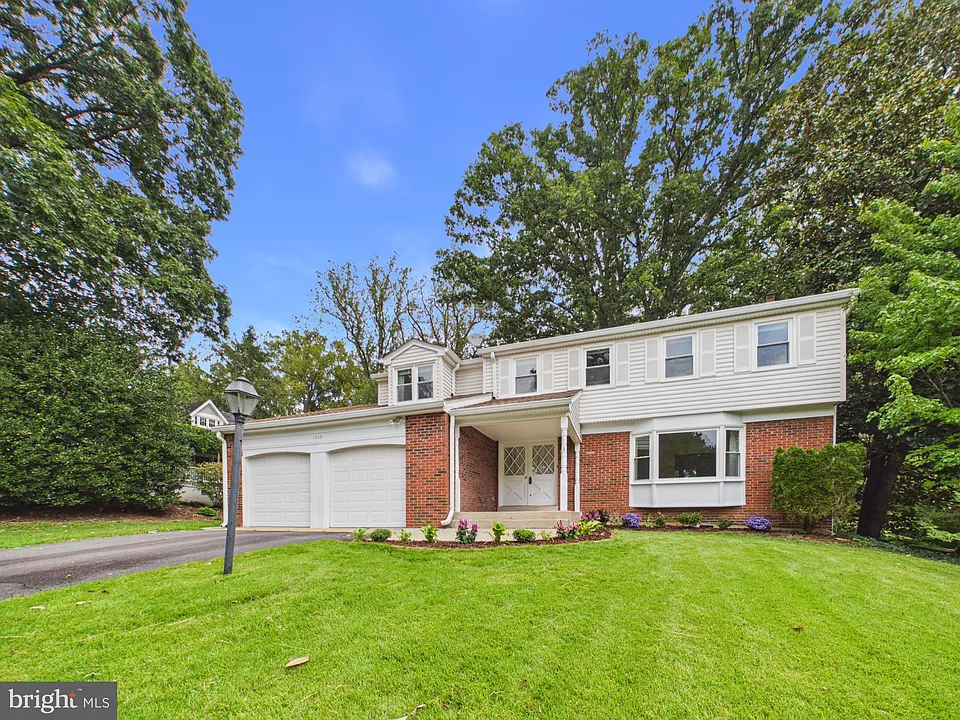 1309 Forestwood Dr