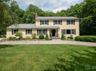 71 Rocky Brook Rd, New Canaan, CT 06840