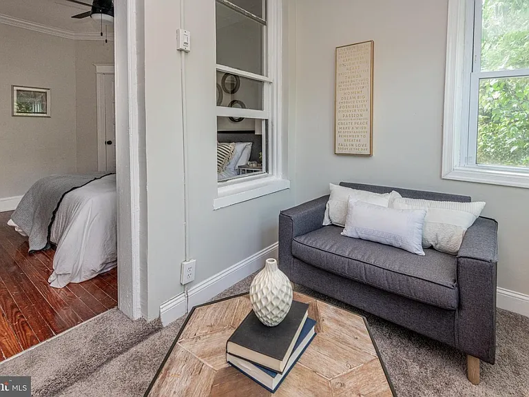 715 Quincy St NW #1 — Photo 15