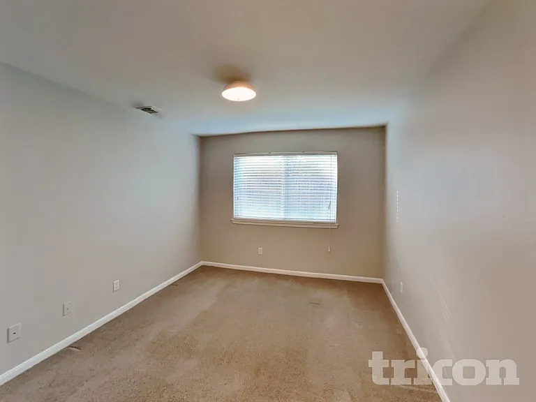 3135 Lavender Candle Dr — Photo 14