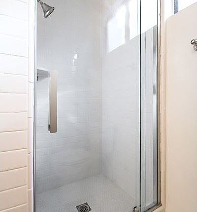 3rd image of 1016 N Laurel Ave APT 10