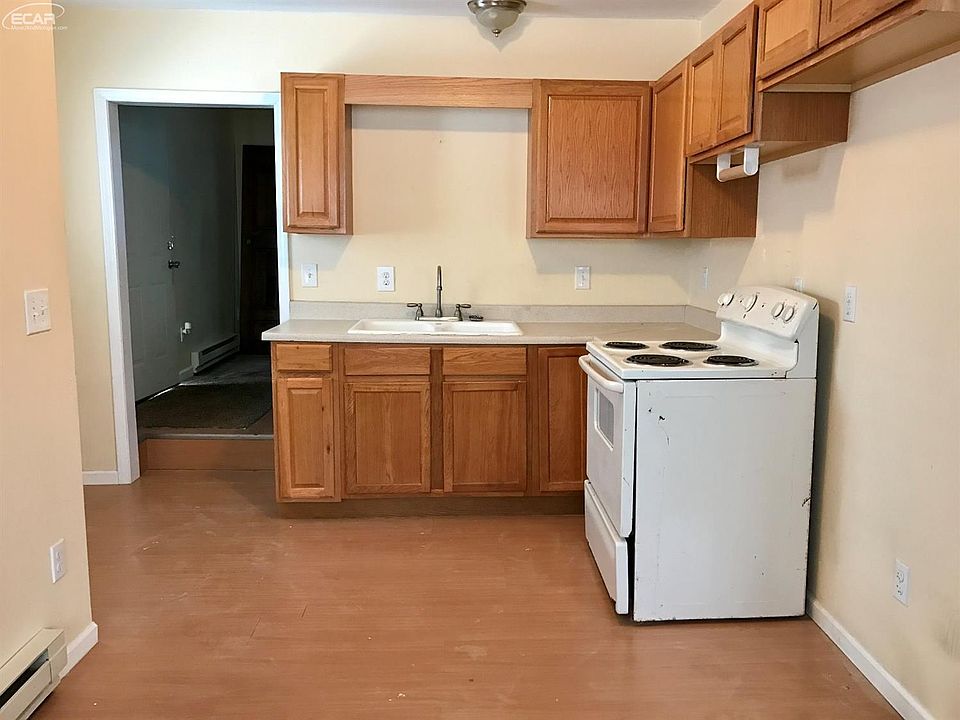 5074 N Center Rd, Flint, MI 48506 Zillow