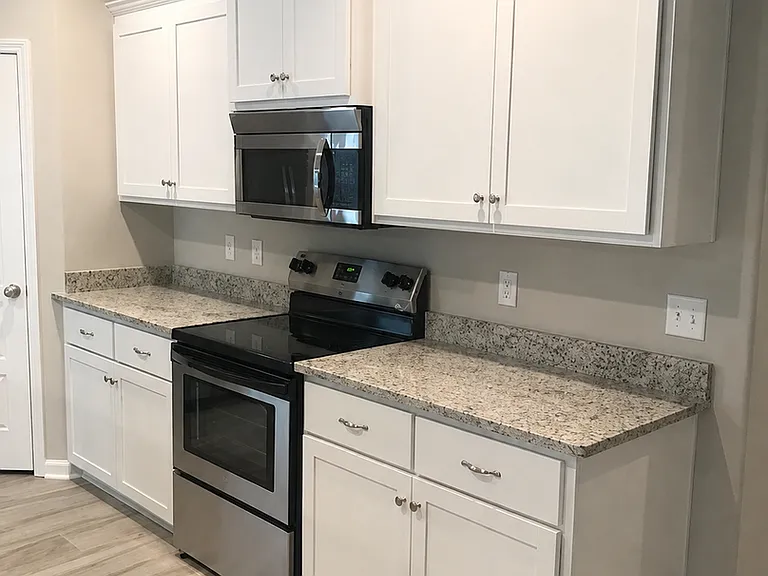 120 Gary Cir #L-17B — Photo 5