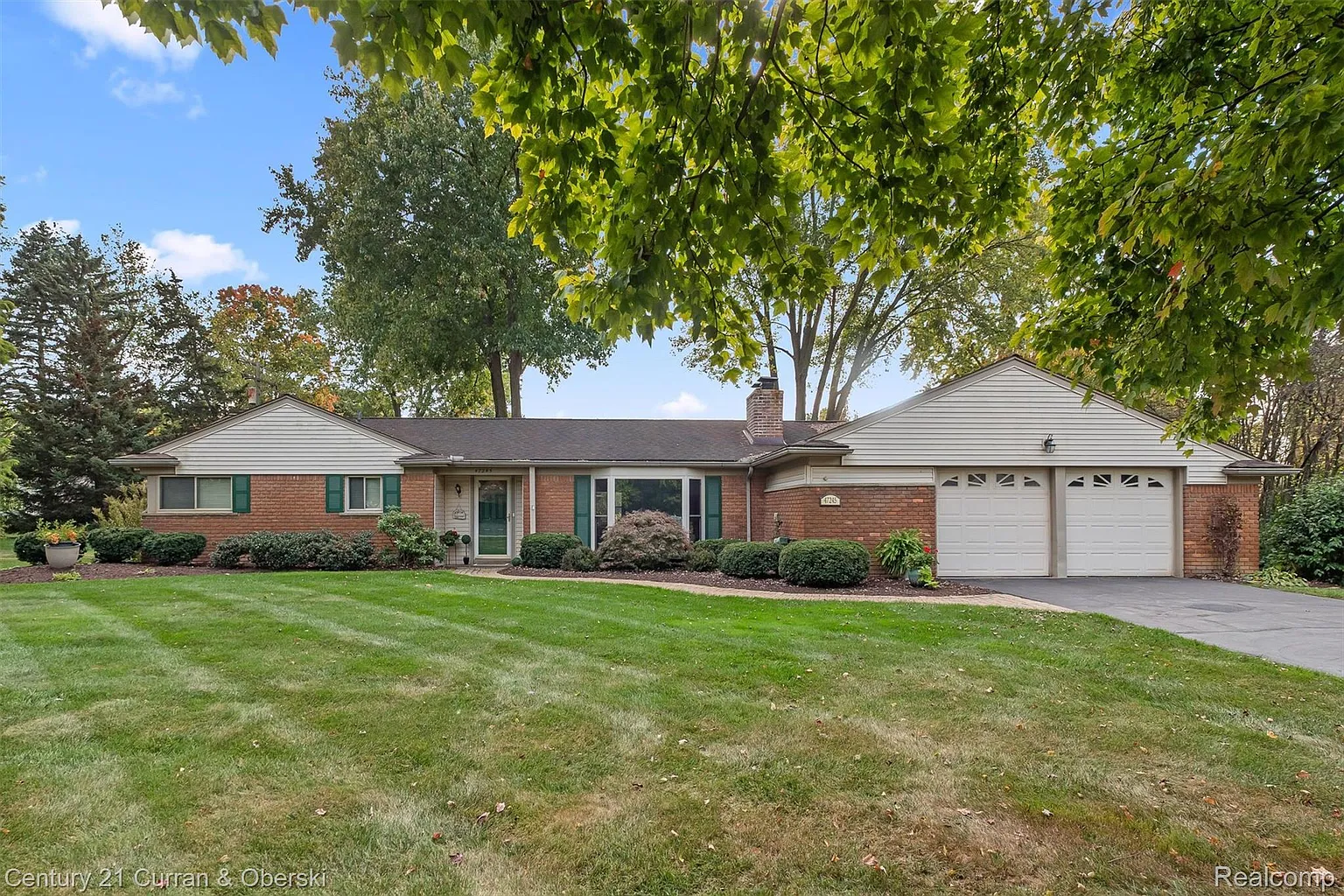 47245 Battleford Ln photo 1