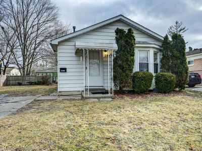 28434 Fairfax St, Southfield, MI, 48076