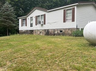 103 Carrol Sawmill Rd, Morgantown, WV 26508