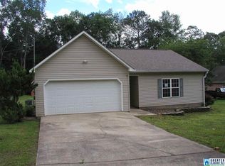 72 Horseshoe Cir, Talladega, AL 35160