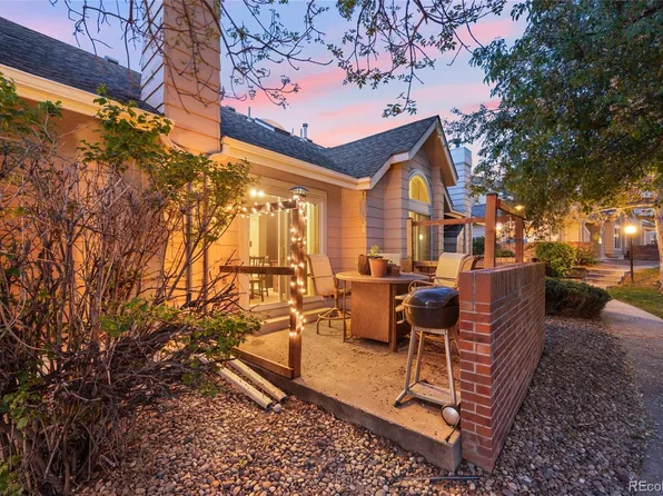2107 S Scranton Way, Aurora, CO 80014